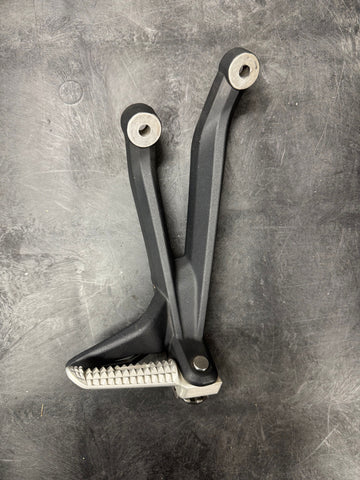 LIKE NEW RH Pillion Footrest Hanger - T2082151