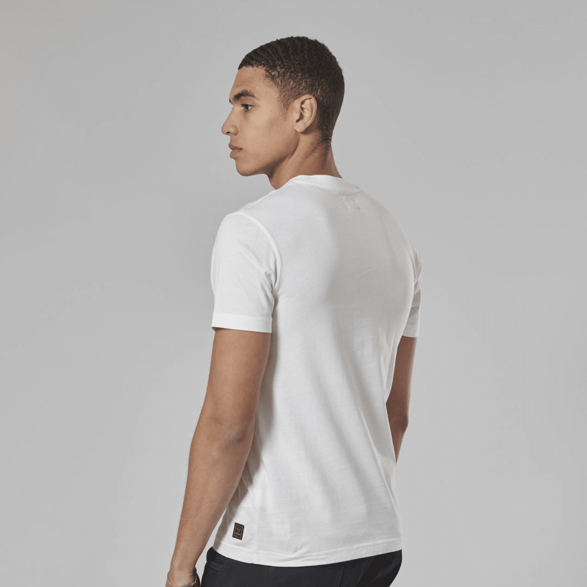 BURNHAM WHITE-XL