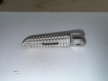 USED RH Footrest Front - T2082103